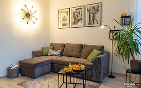 Parkvilla - ganze Wohnung mit Netflix